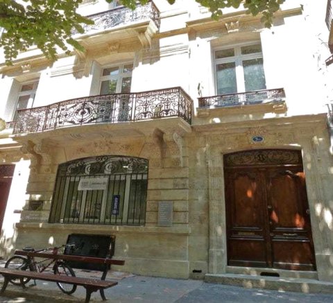 波尔多住宿公寓酒店 - 梅花广场(Bordeaux Locations - Quinconces)