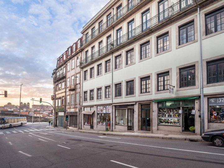 感受波尔图历史公寓酒店(Feel Porto Historical Apartments)