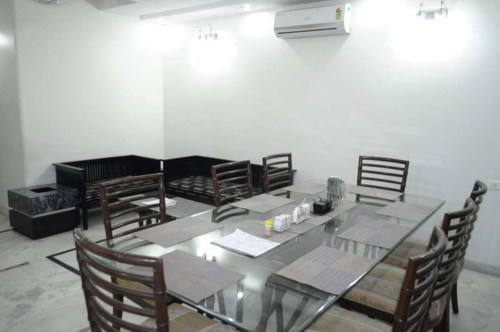 Utsav Residency