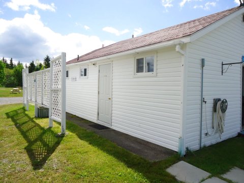 布拉斯奥尔湖泊露营地(Bras d'Or Lakes Campground)