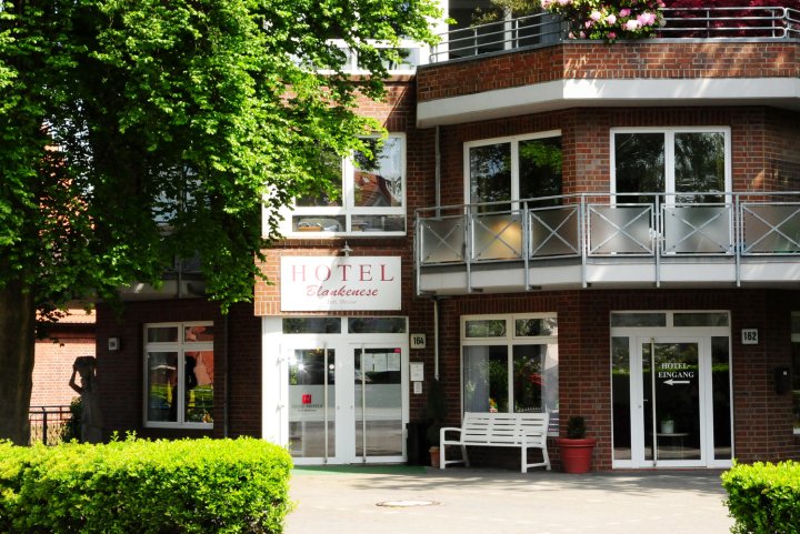 布兰克内瑟酒店(Hotel Blankenese)