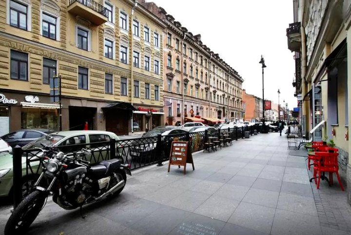 Apartment on Rubinshteyna