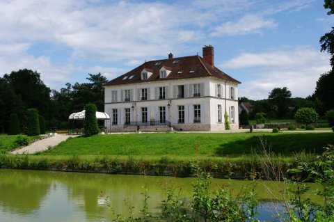 波默斯城堡住宿加早餐旅馆(Château de Pommeuse)
