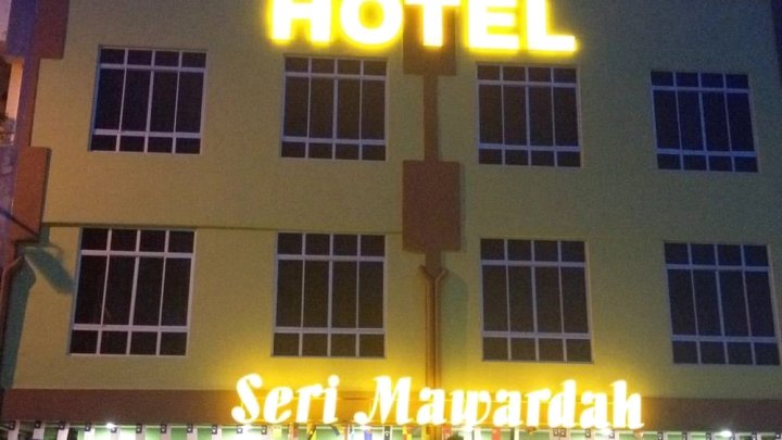 90578 瑟里玛瓦达酒店(OYO 90578 Seri Mawardah Hotel)