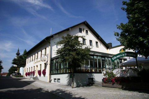 奥伯马尔尊姆维尔斯尔维尔特酒店-兰德宾馆(Hotel - Landgasthof Obermaier Zum Vilserwirt)