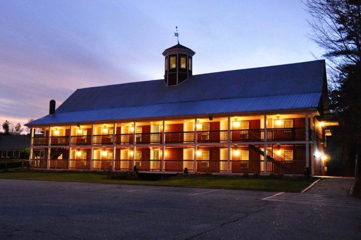 山村旅馆(Mountain Village Lodge)