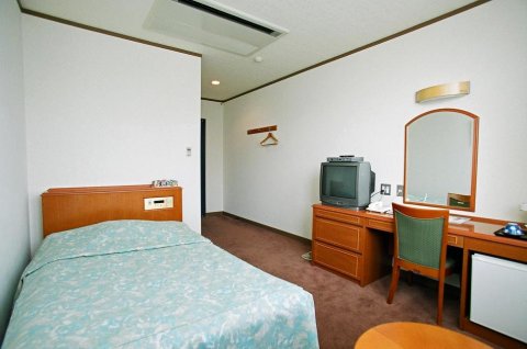 真庭河畔酒店(Maniwa Riverside Hotel)