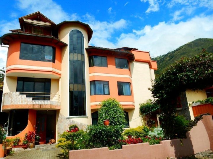 Hotel Tungurahua