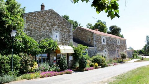 Clos de la Court d'Aron