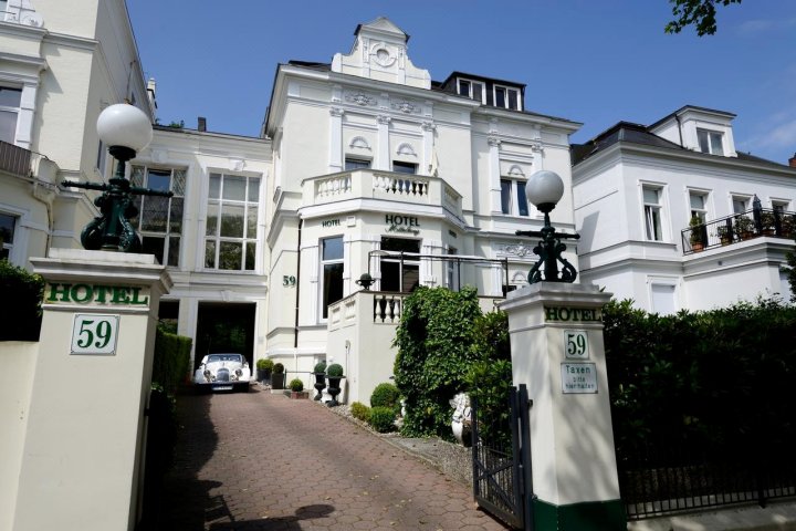 米特尔维格酒店(Hotel Mittelweg)
