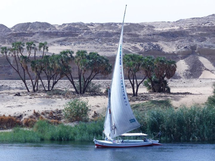 尼罗河探险船屋(Nile Adventure Sailing Boat)