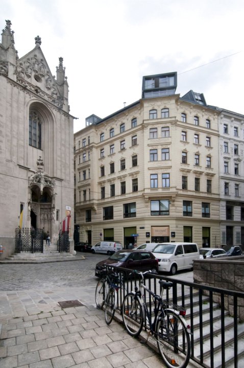 帕绍广场公寓顶层房酒店(Penthouse Apartment at Passauer Platz)
