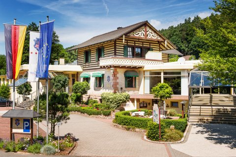 马尔堡别墅公园酒店(Hotel Villa Marburg im Park)