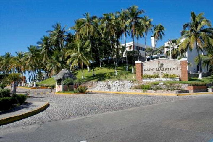 Faro Mazatlan Beach Resort