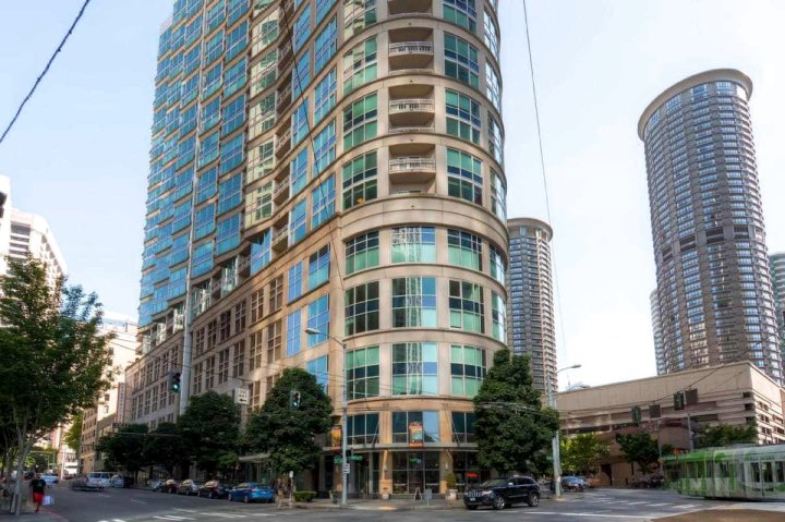 西雅图市中心全球奢华套房酒店(Global Luxury Suites at Downtown Seattle)