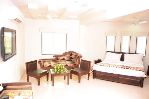 巴夫纳革G9酒店(G9 Hotels, Bhavnagar)