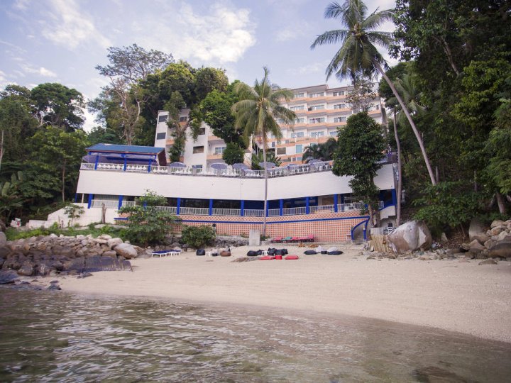 蓝色海滩俱乐部渡假村(Blue Beach Club & Resort)