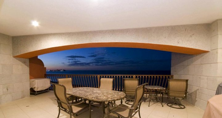Two-Bedroom Apartment at Puerto Penasco SW 1002