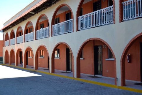Hotel Las Torres Mxli