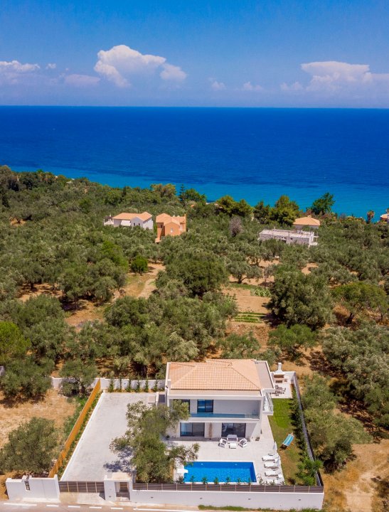 Elia Luxury Villa