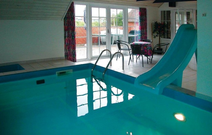 Amazing Home in Ringkbing with Sauna, Private Swimming Pool and Indoor Swimming Pool