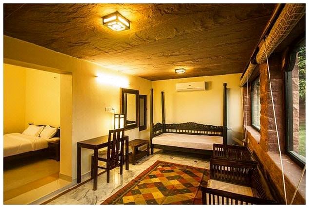 拉吉巴格-传统酒店(Raj Bagh - the Heritage Hotel)