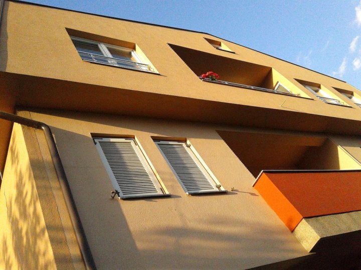 奥赫里德斯特凡德湖公寓(Stefand Lake Ohrid Apartments)