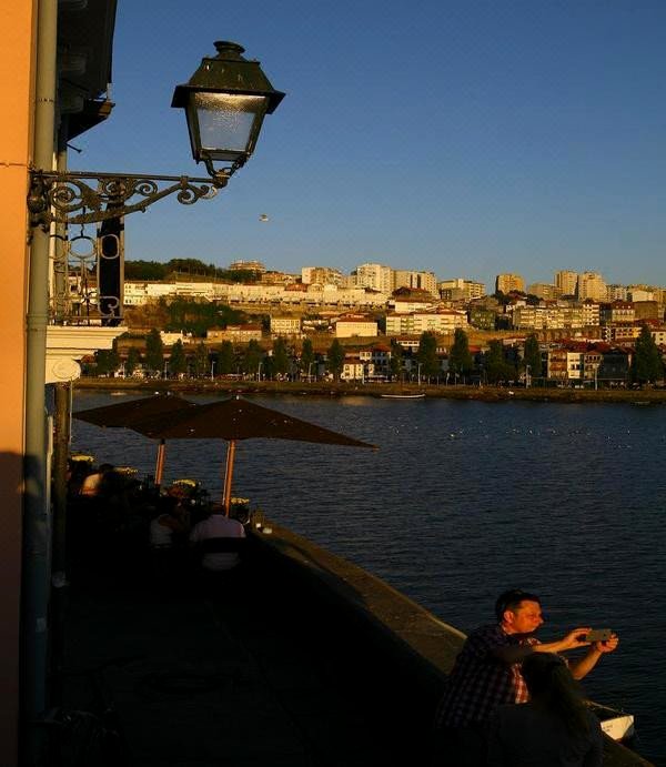 感受波尔图里贝拉复古华丽酒店(Feel Porto Ribeira Vintage Duplex)