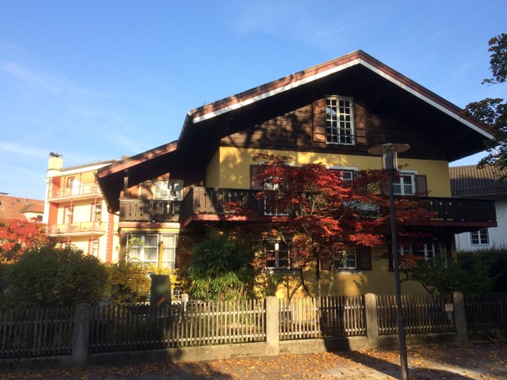 兰德霍斯飞入睡眠旅社(Landhaus Luise)