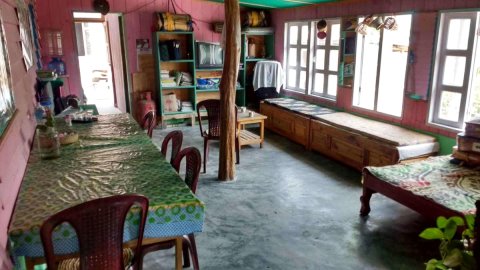 Khim Khesang Home Stay (Super Deluxe Room)