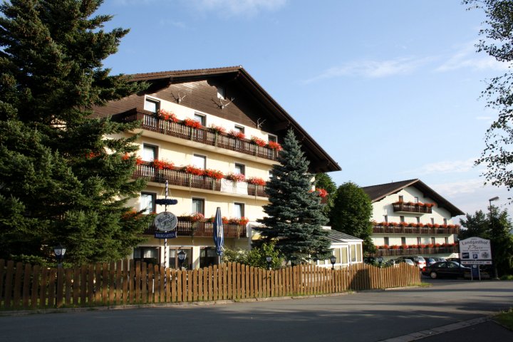 普洛斯酒店(Hotel-Landgasthof Ploss)