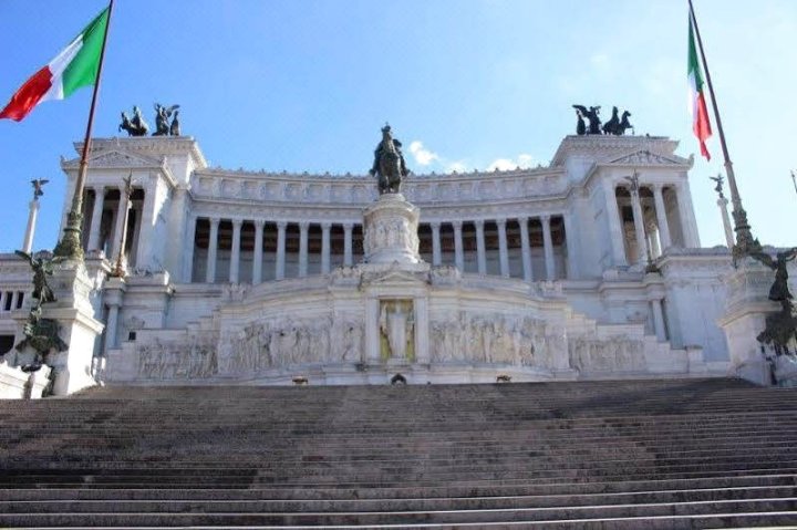 多莫斯阿莫尔斗兽场酒店(DomusAmor Colosseo)