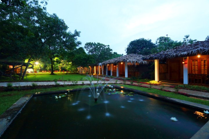 锡吉里耶皇家度假酒店(Royal Retreat Sigiriya)