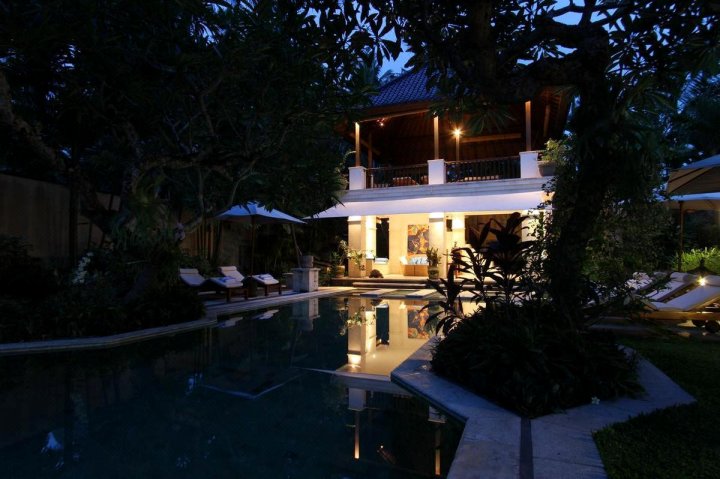 巴厘岛萨巴花园别墅酒店(Saba Garden Villa)