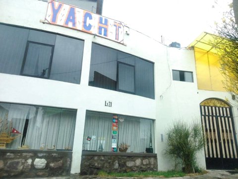 迪迪喀喀湖游艇酒店(Yacht Lago Titicaca)