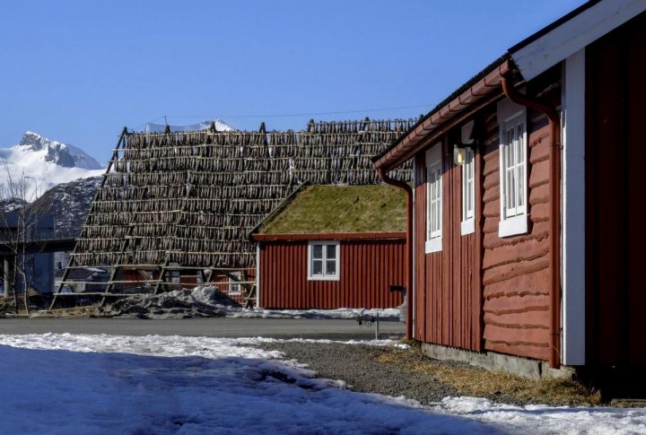 斯温诺亚罗布尔酒店(Svinøya Rorbuer)