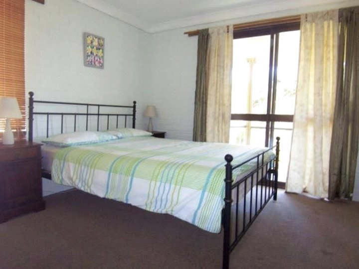 Byron Bay Accom Unit 3 5-9 Somerset Street - Summer Central