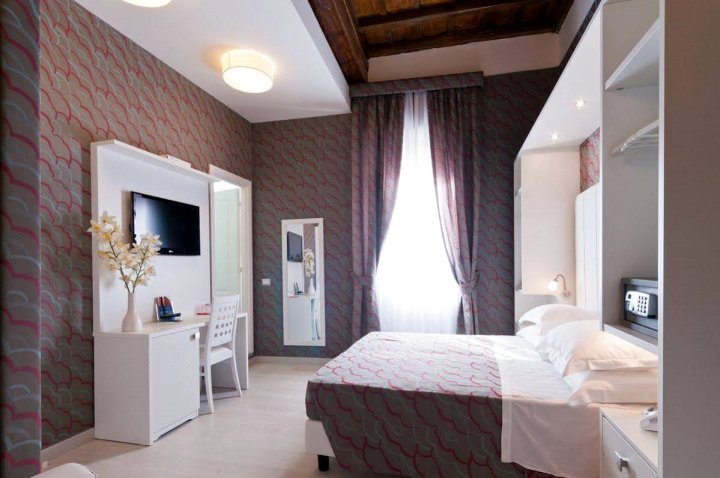 Trevi Royal Suite(Trevi Royal Suite)