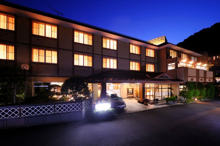 寿寿喜家日式旅馆(Suzukiya Ryokan)