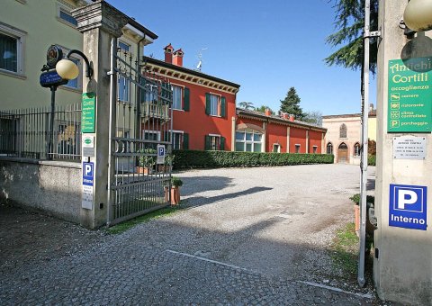 安堤齐科帝里酒店(Hotel Antichi Cortili)