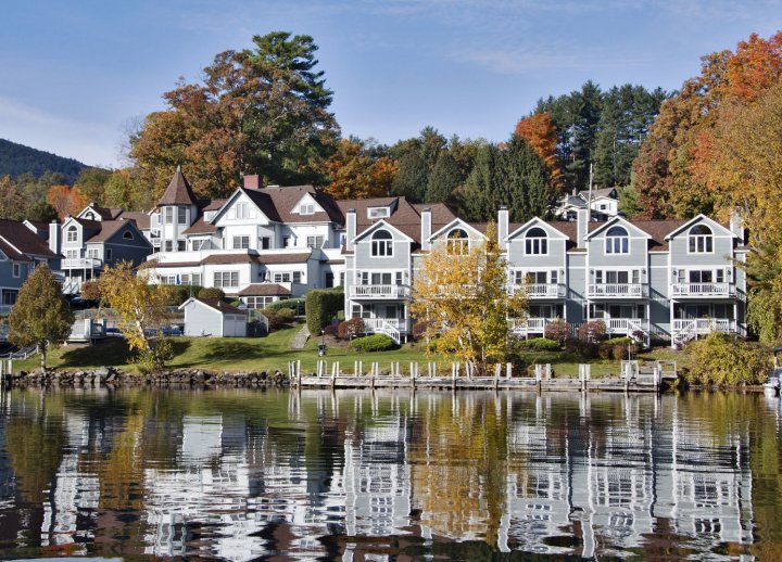 The Quarters at Lake George(The Quarters at Lake George)