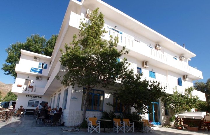 塞里福斯海滩酒店(Serifos Beach Hotel)