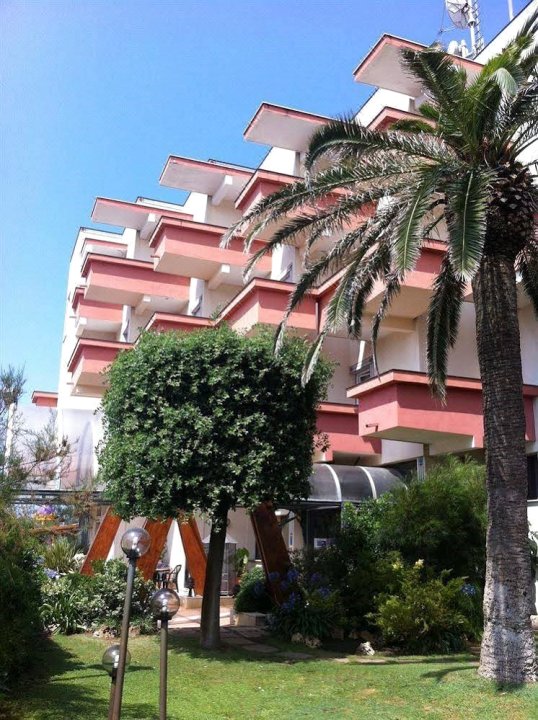 科拉罗酒店(Hotel Corallo)