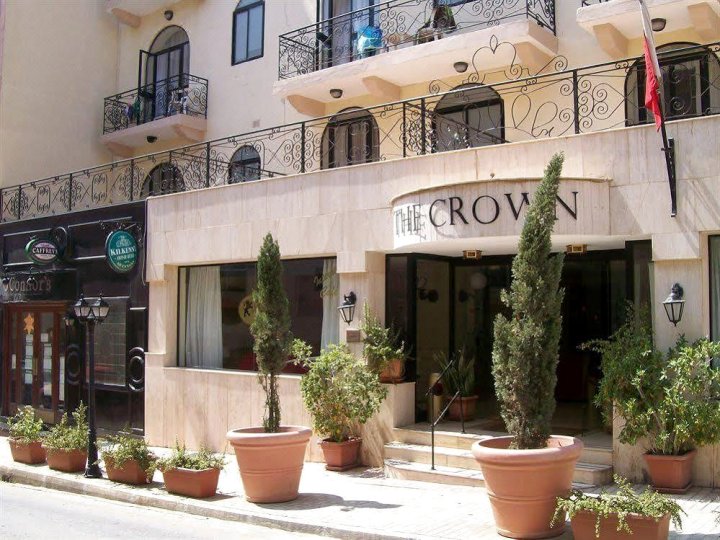 The Crown Hotel