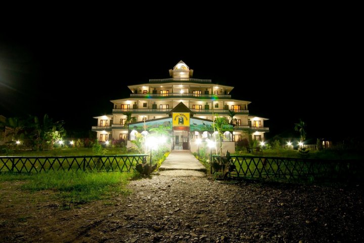蒙娜莉萨奇特汪酒店(Hotel Monalisa Chitwan)