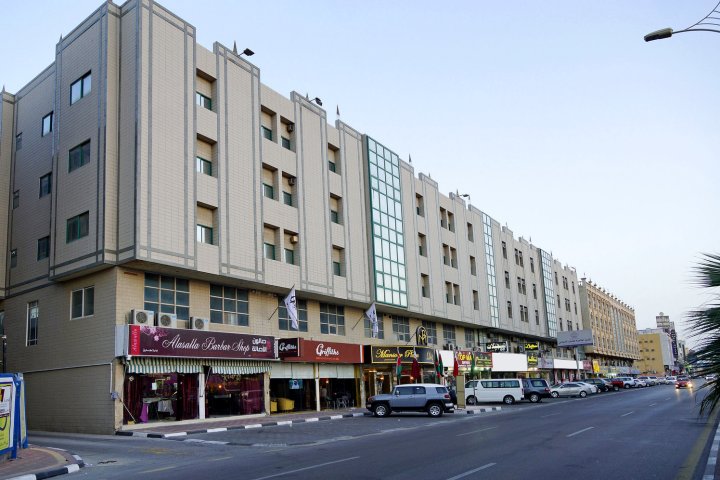 曼苏尔广场酒店式公寓(Mansour Plaza Hotel Apartments)