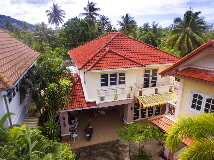 普吉岛加斯特别墅(Djast Villa Phuket)