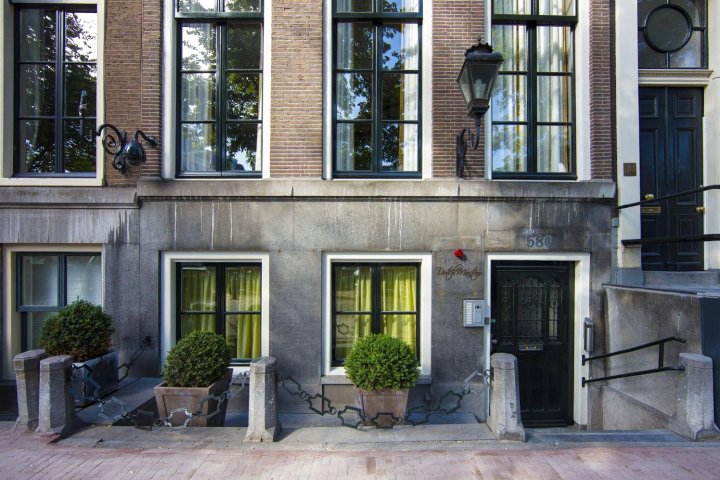 荷兰大师短期出租公寓式酒店(Dutch Masters Short Stay Apartments)