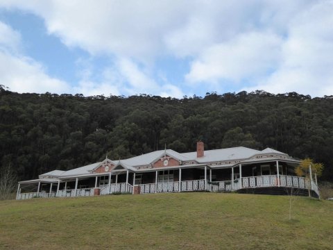 德拉林家园酒店(Deloraine Homestead)