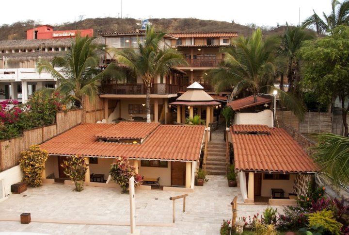 蔚蓝海岸温泉酒店(Hotel Costa Azul)